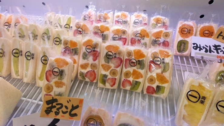 「【期間限定】まるいち青果店さんのフルーツサンドをイオン津田沼で買ってきました！」