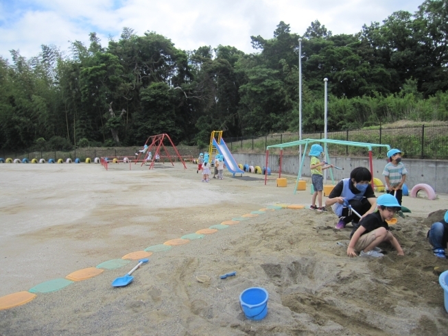 「今日から幼稚園！！」