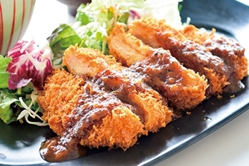 東金黒大豆みそを使用した三元豚ロースみそカツ