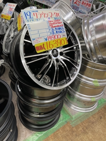 「【中古タイヤアルミ】19ｲﾝﾁ/4本セット  ￥16,390」