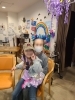 ご家族の訪問は嬉しいですね。お孫さん可愛い👧🏻「99歳のご入居者様で～す。　こんなにｶﾜ(・∀・)ｲｲ!!99歳はなかなかいませんよ🤗」