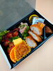 「お弁当　折詰め　♪」