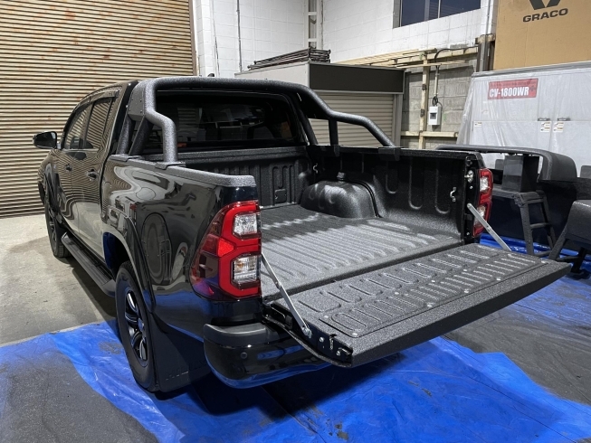 TOYOTA HILUX「 STYLE FACTORY LINE-X」