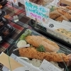 「今日はどのエビフライ弁当にする？？」