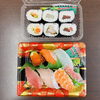 にぎりずしと海鮮細巻「【5月25日】30℃近い暑さに負けないスタミナおかず！旬のアラスカ豆やにぎりずし、ひんやりGOGO杏仁豆腐 🍱🌅」