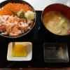 かに・いくら２色丼