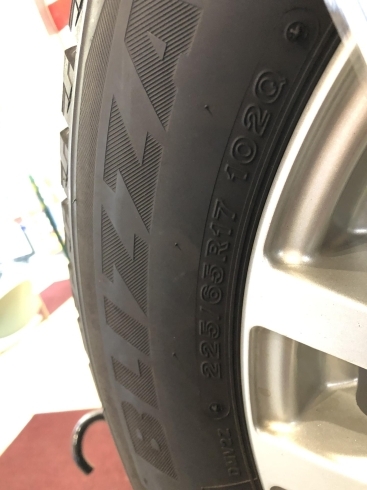 「【中古タイヤ】225/65R17 102Q スタッドレス4本セット 2018年式  ￥55,900」