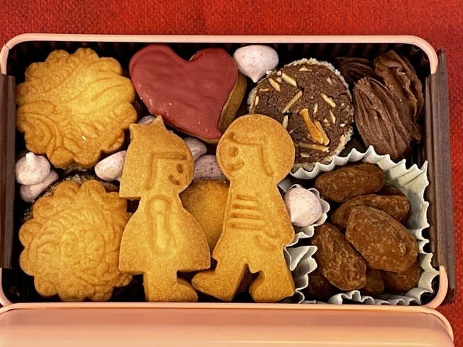 バレンタインクッキー缶(８種類入り)「バレンタインギフト」