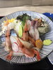 ちょうどいい海鮮丼　1,800円「✨明日から酒市水産部の海鮮丼が、 さらにパワーアップします！✨」