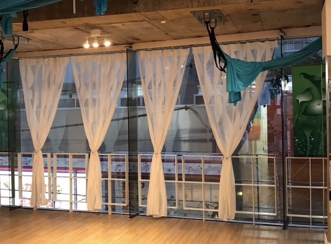 Mewクラス8月5日水曜日 19時 アロマハタヨガ スタート インストラクターemi 本八幡駅すぐ エアリアルヨガがオススメ エアプラス ヨガ スタジオ エアプラス ヨガスタジオのニュース まいぷれ 市川市