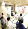 日頃は一緒に踊っているお仲間の舞い姿をお勉強中「【銀座　日本舞踊教室】　藤間翔舞踊教室のお浚い稽古❣」