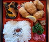 「明日の日替り弁当は鯛飯と天ぷら」