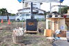 ストーブ、焚火、見てるだけでほっこりします「【1日目】PLAY HOME FESTA vol.1 　皆様、興味津々でご覧になっていただきました。明日もお待ちしております！」
