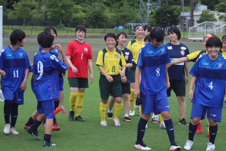 「奄美大島の女子サッカークラブとの交流」
