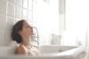湯船にしっかりと浸かり、身体を芯から温めて体温の維持をしましょう！「ダイエットをしている方必見！代謝を上げる日常生活のポイント！」