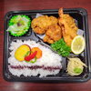 本日の変わり商品唐揚げ＆エビフライ「6月23日のお弁当」