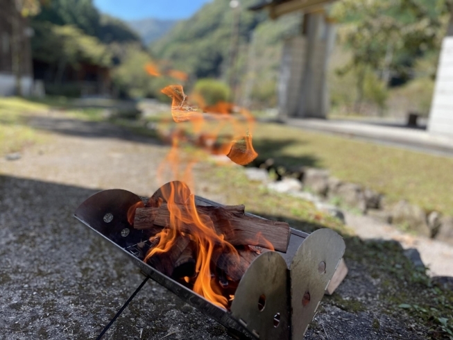 焚き火「キャンプ日和‼︎」