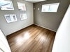 島田市中河町　限定１棟🏠洋室「【即内覧可✨】島田市中河町　限定１棟🏠駐車３台🚗閑静住宅地▽浴室換気乾燥暖房機▽食器洗浄乾燥機▽第四小徒歩８分▽庭あり▽別途工事で５ＬＤＫへの間取り変更可能▽島田市の家探し・土地情報も地域密着の不動産の39へお任せください🐰🏠」