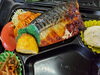 「水曜・金曜はジャンボえびフライの日！🍤」
