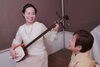 和やかな雰囲気で三味線体験♬「7月の体験レッスンカレンダー」