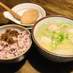 古代米ご飯と鳥団子汁