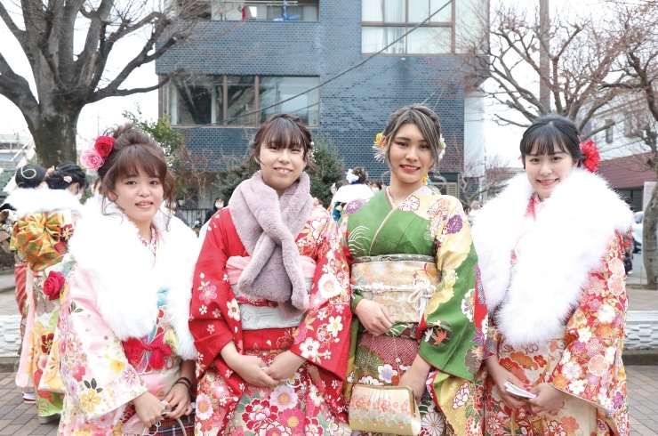 祝成人 令和3年度新座市成人式 まいぷれ編集部が行く まいぷれ 朝霞 志木 新座 和光 祝成人 令和3年度新座市成人式 まいぷれ編集部が行く まいぷれ 朝霞 志木 新座 和光