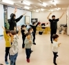 英語替歌　これで文法習得中「函南　男子歓迎　英語やダンス生徒募集中」
