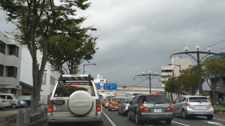 「２０日　台風情報（１３時００分）」