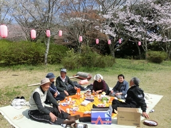 近所の仲良しで集まりだそうです★