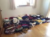 お洋服はご遺族様に残すものを選んでいただくことに「岡山での自殺者のお部屋の片付けも年々増えています。」