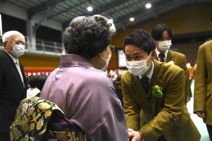 「令和3年度　卒業式」