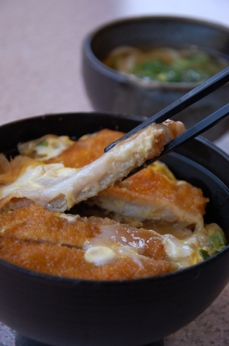 「こだわりのカツ丼」