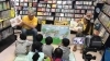 「英語と日本語「読み聞かせ」　椿書房にて」