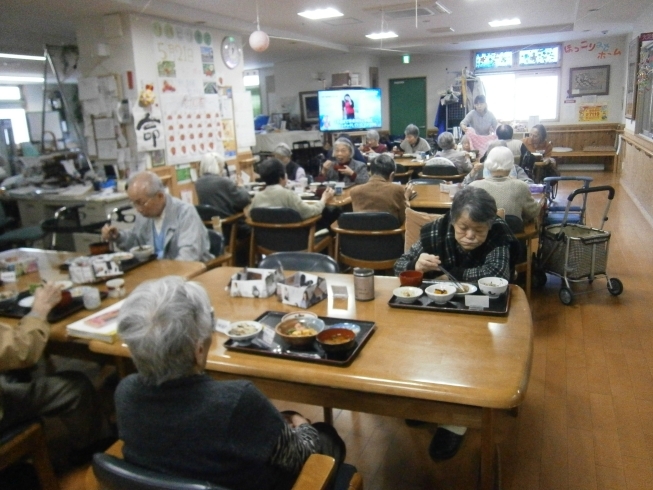 「昭和の日　　交野市　デイサービス　老人ホーム　小林診療所」