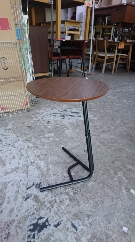 「税込4,980円side table」