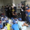 第五分団に、地元の小学校児童が社会見学に来ました