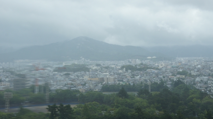 「東愛知ウェ～ブ気象情報【正午】」