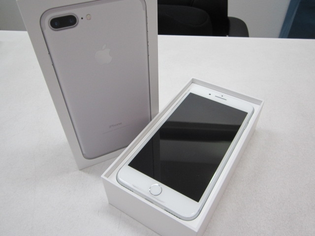 「iPhoneを高価買取り！伊丹市で一番価格を目指して頑張っております！」