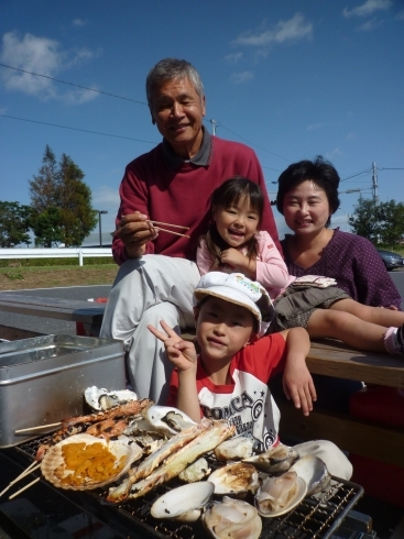 「家族でわいわい！！　週末は千葉県のかき小屋で食べ放題の海鮮BBQ【八千代店159号】」