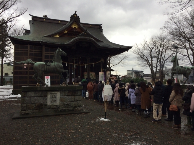 「新年明けましておめでとうございます^ ^」