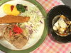 「本日のAランチ480円は 焼肉と魚フライです。」