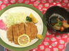 「本日のAランチ480円は とんかつランチです。」