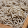 そばは昔から身近な健康食として親しまれてきた日本食です。「八王子蕎麦商組合」