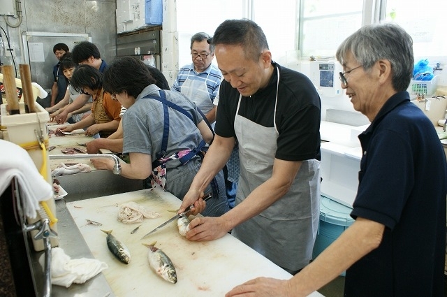 「お魚ゼミ　６／２４（日）「丸アジさばき講座」開催しました　その４」