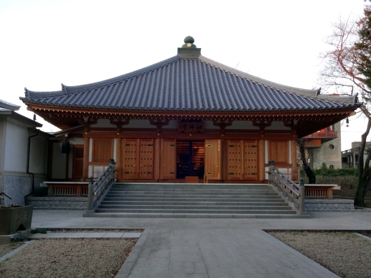 弘法寺の祖師堂。平成22年に建てられた新しいお堂です。