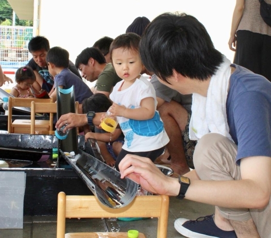 「あそびあむＮＥＷＳ  【７月１日（日）　お父さんと１、２歳プログラム「みずとあそぶ」紹介】」