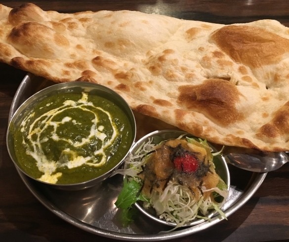 「大きなナンでお腹いっぱい大満足でした！【インド料理　KHUSHI】」