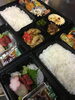 お弁当、因みに、二千円です「オードブルとお弁当」