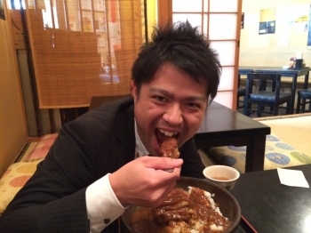 すーやんさん<br>たんたか<br>チキンカツカレー<br><br>★コメント<br>大盛にしたらとびっきりの大盛で出してもらえました！本気でがっつり食べました！