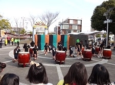 震災復興を願っての太鼓打ち♬